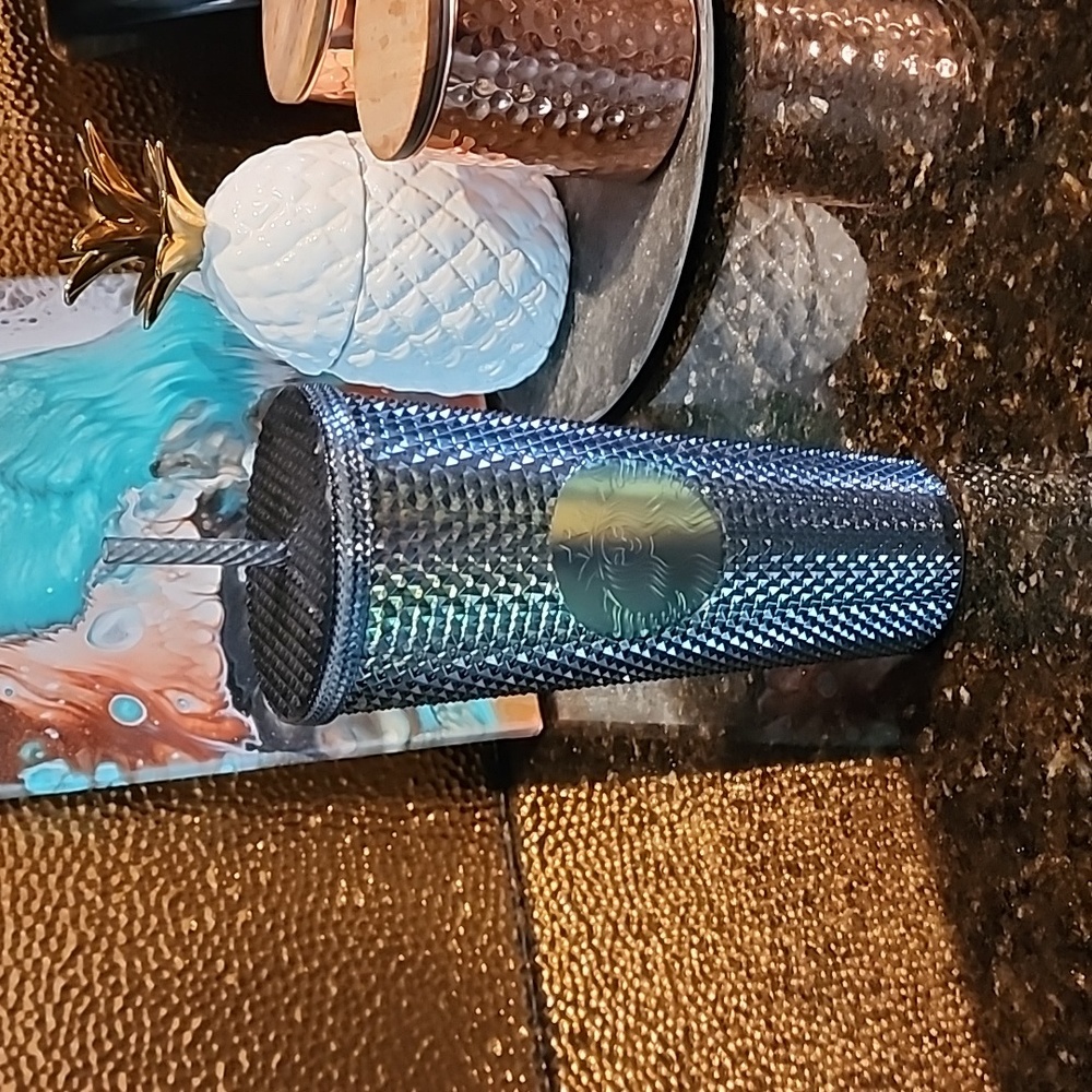 Starbucks Studded Venti Tumbler: Iridescent Black